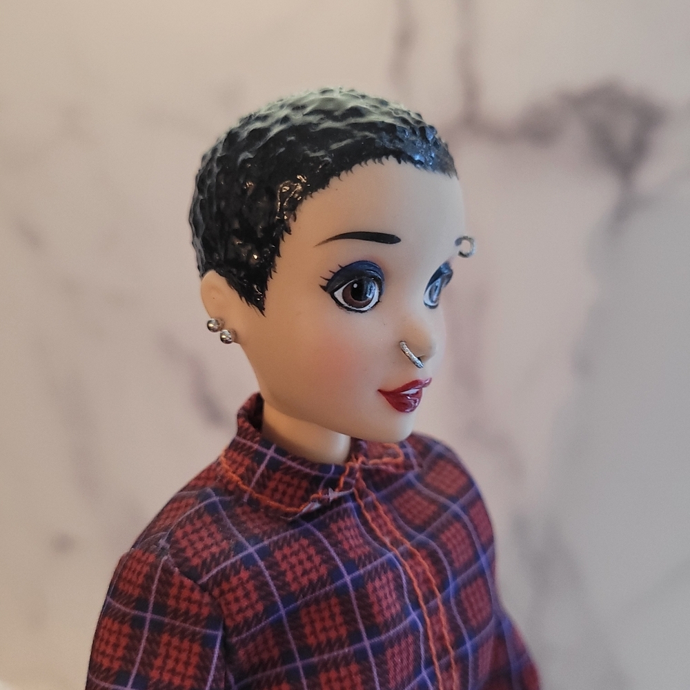 OOAK PRIDE Curvy Doll with Short Hair and Piercings - Picture 8 of 9